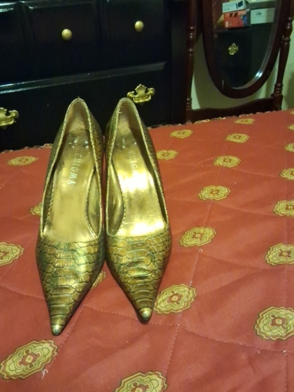 Metallic Gold Pointed-Toe Pumps
